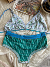 Load image into Gallery viewer, Green Lucky Flower Bralette (One Size)