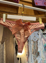 Load image into Gallery viewer, Missy Bow Thong
