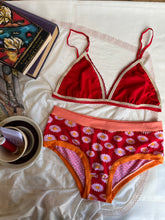 Load image into Gallery viewer, Red Bralette (One Size)
