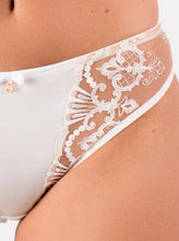 Load image into Gallery viewer, Samanta Undie
