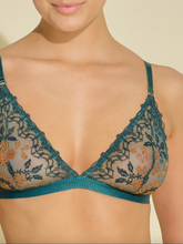 Load image into Gallery viewer, Grace Bralette (Schnapps)
