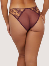 Load image into Gallery viewer, Cassia Brief (Wine)
